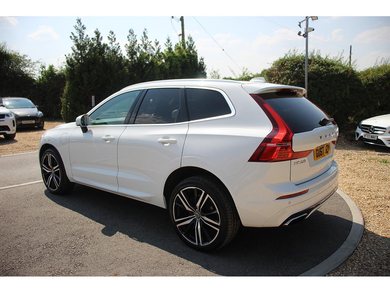 Volvo XC60 view 10