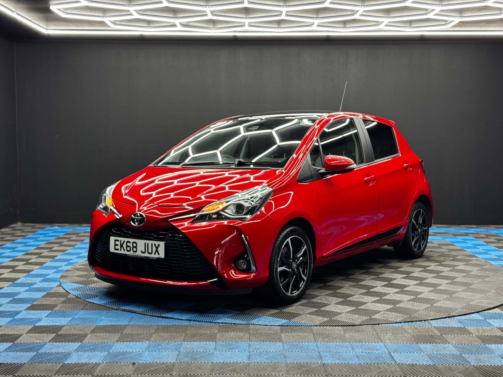 Toyota Yaris view 3