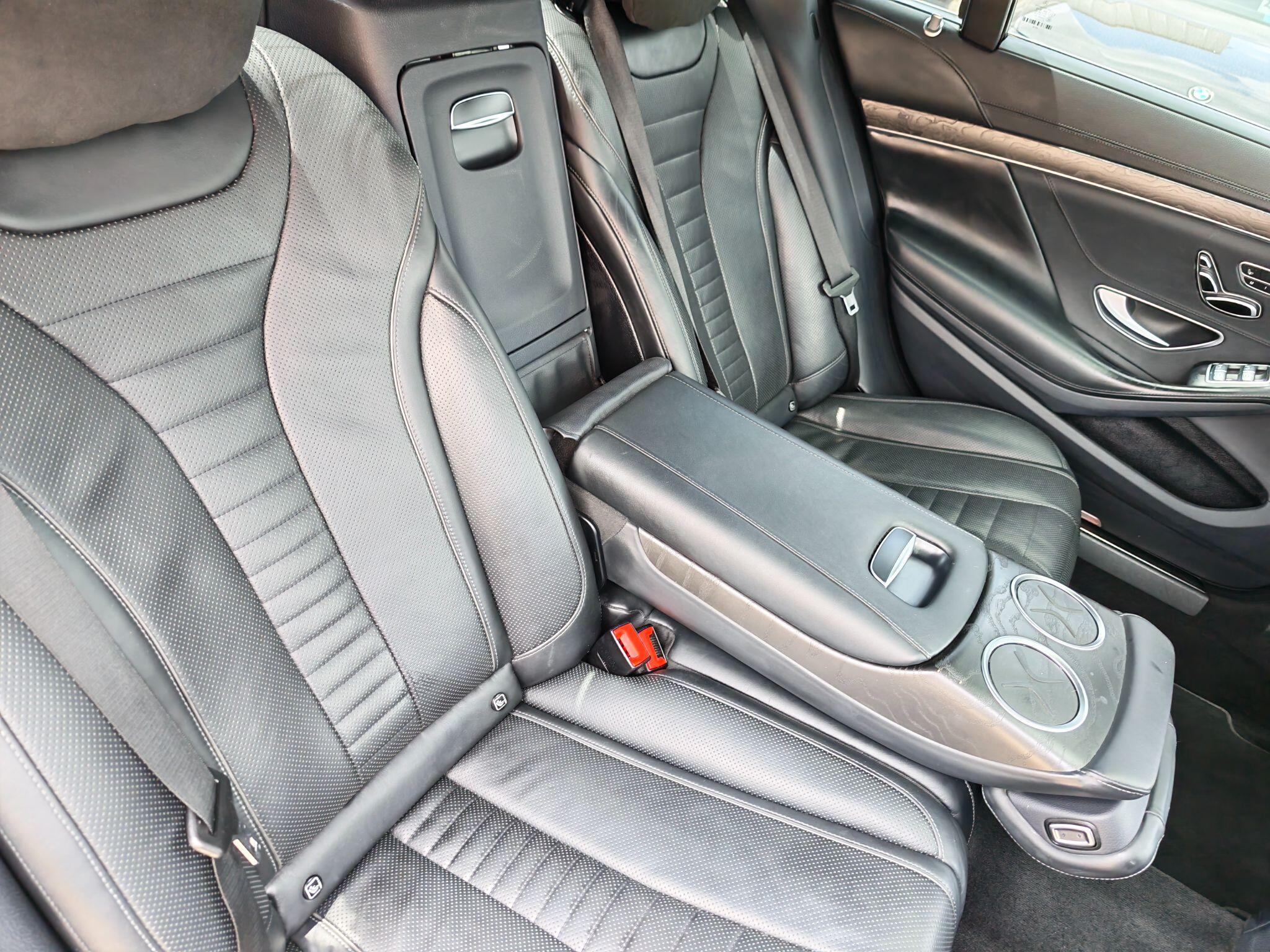 Mercedes-Benz S Class view 31