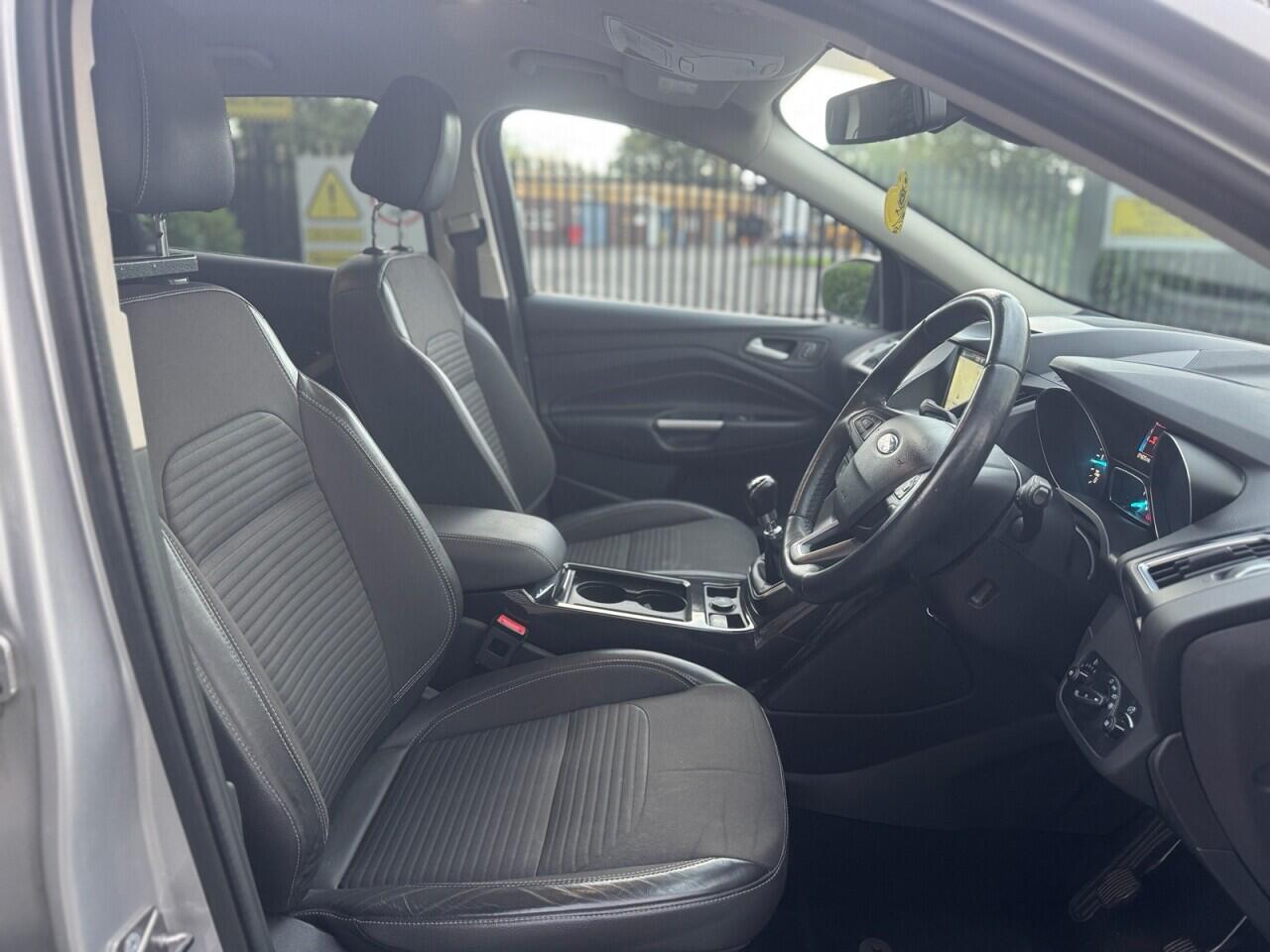 Ford Kuga view 9