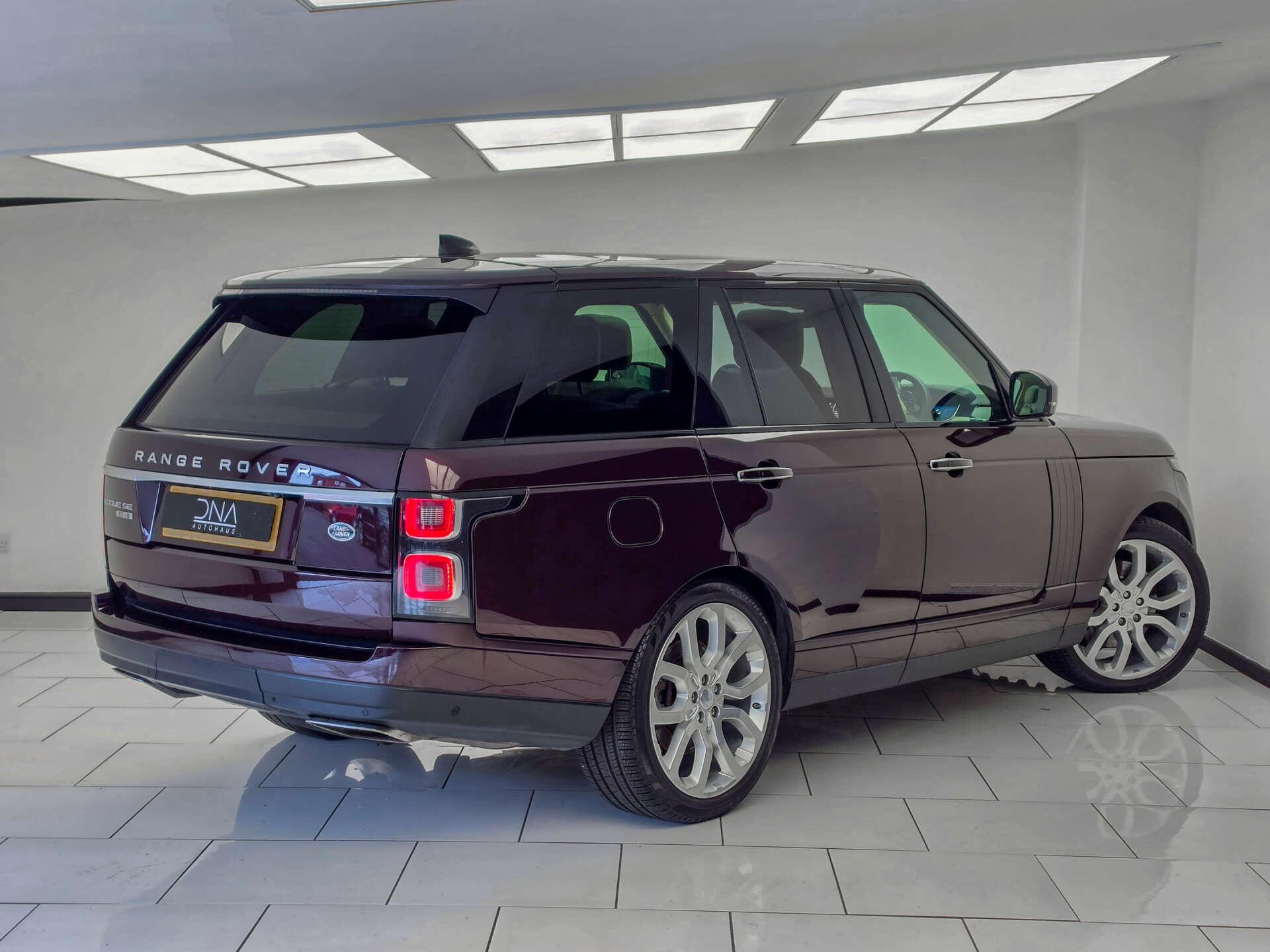 Land Rover Range Rover view 21