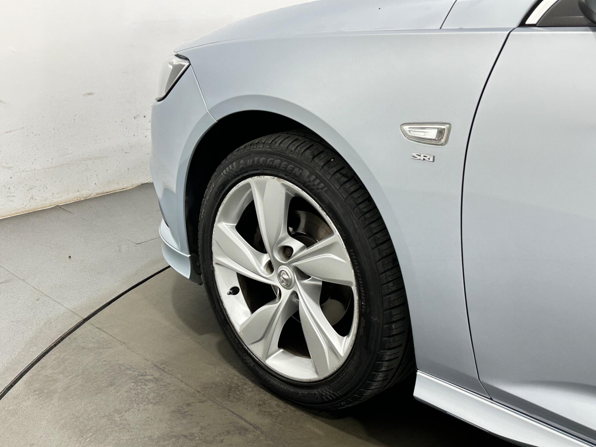 Vauxhall Insignia view 46