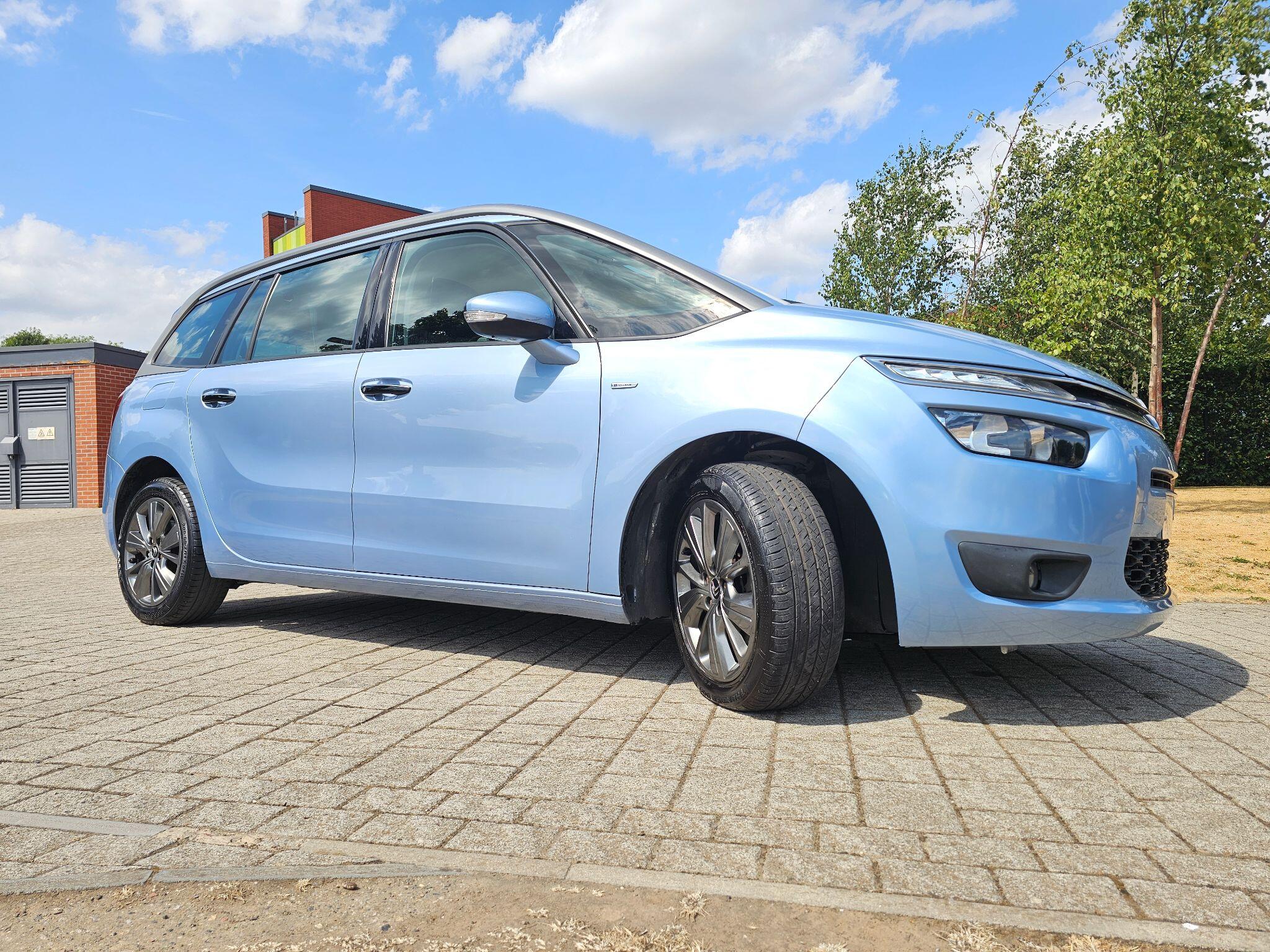 Citroen Grand C4 Picasso view 15
