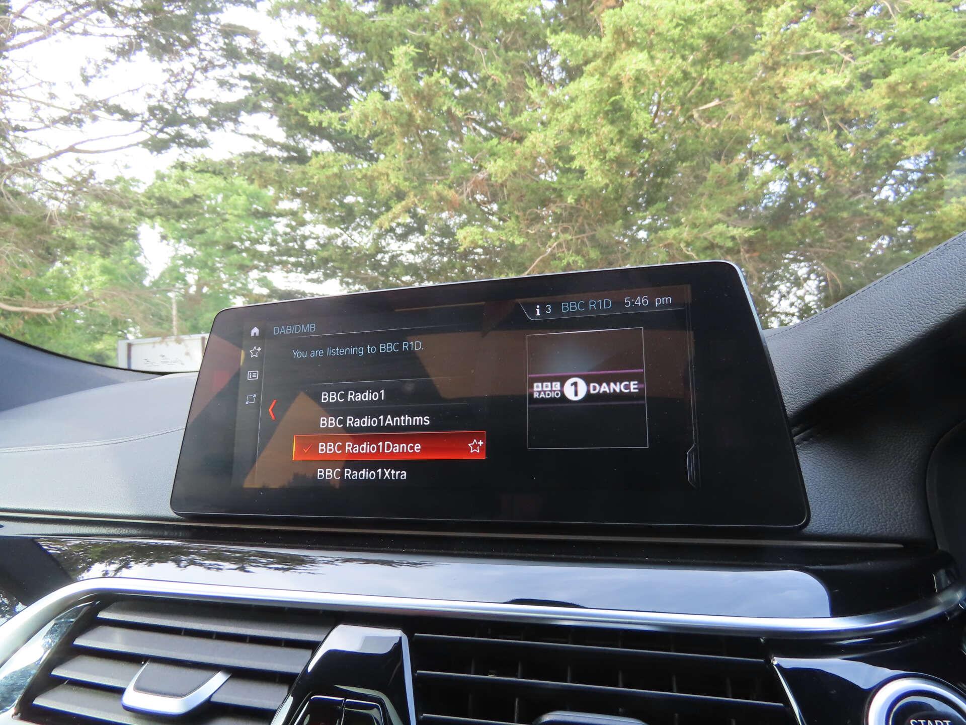 BMW 6 Series view 10