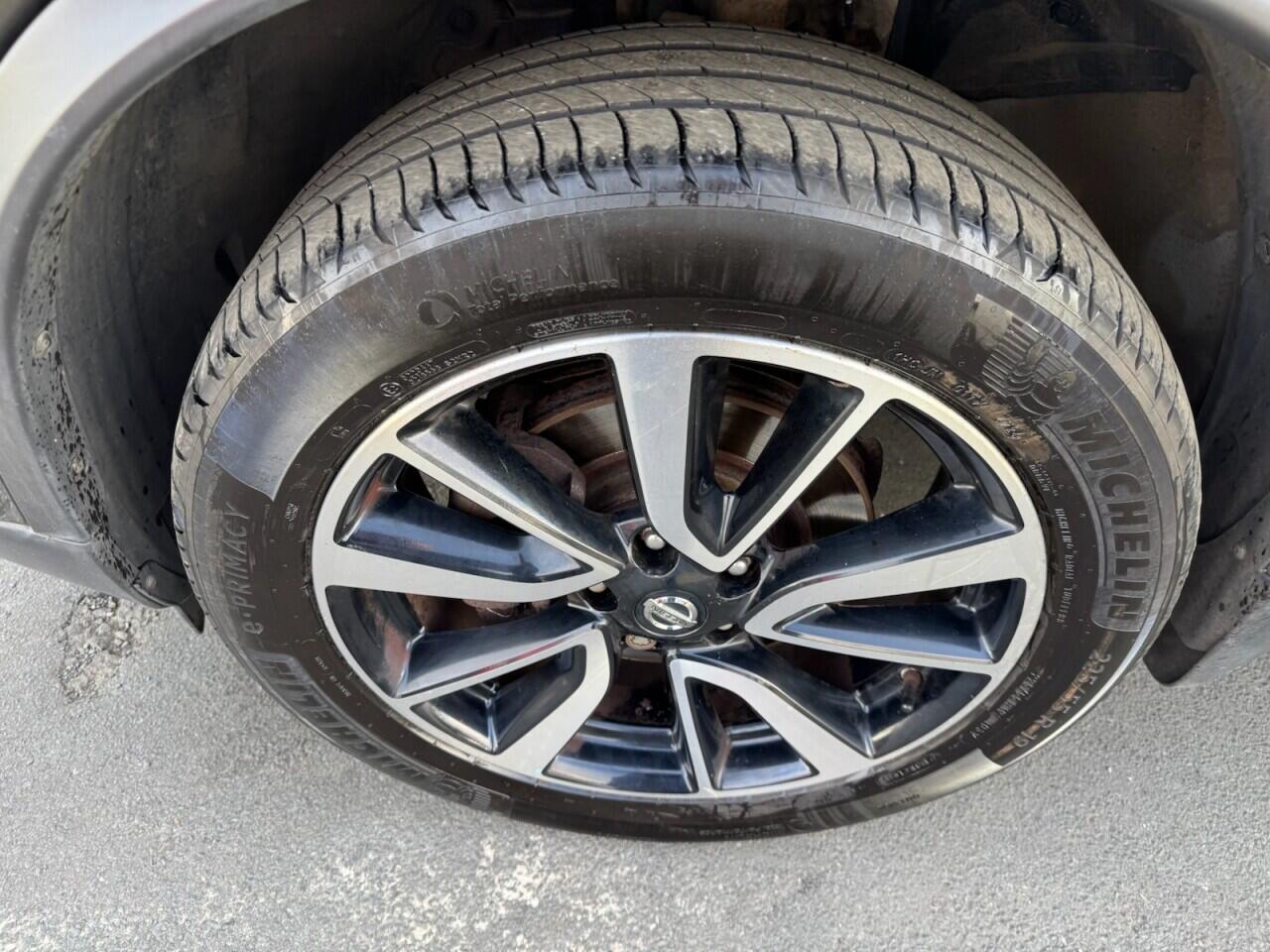 Nissan X-Trail view 42