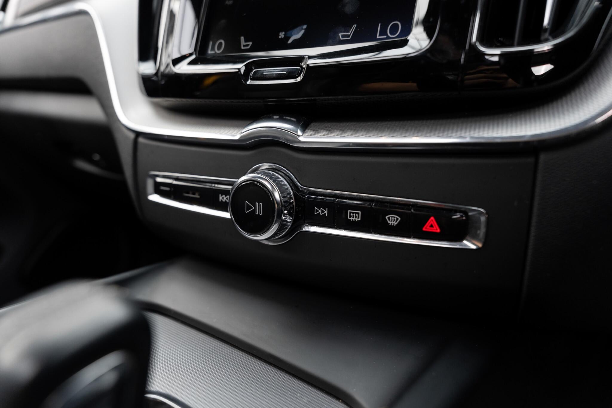 Volvo XC60 view 52