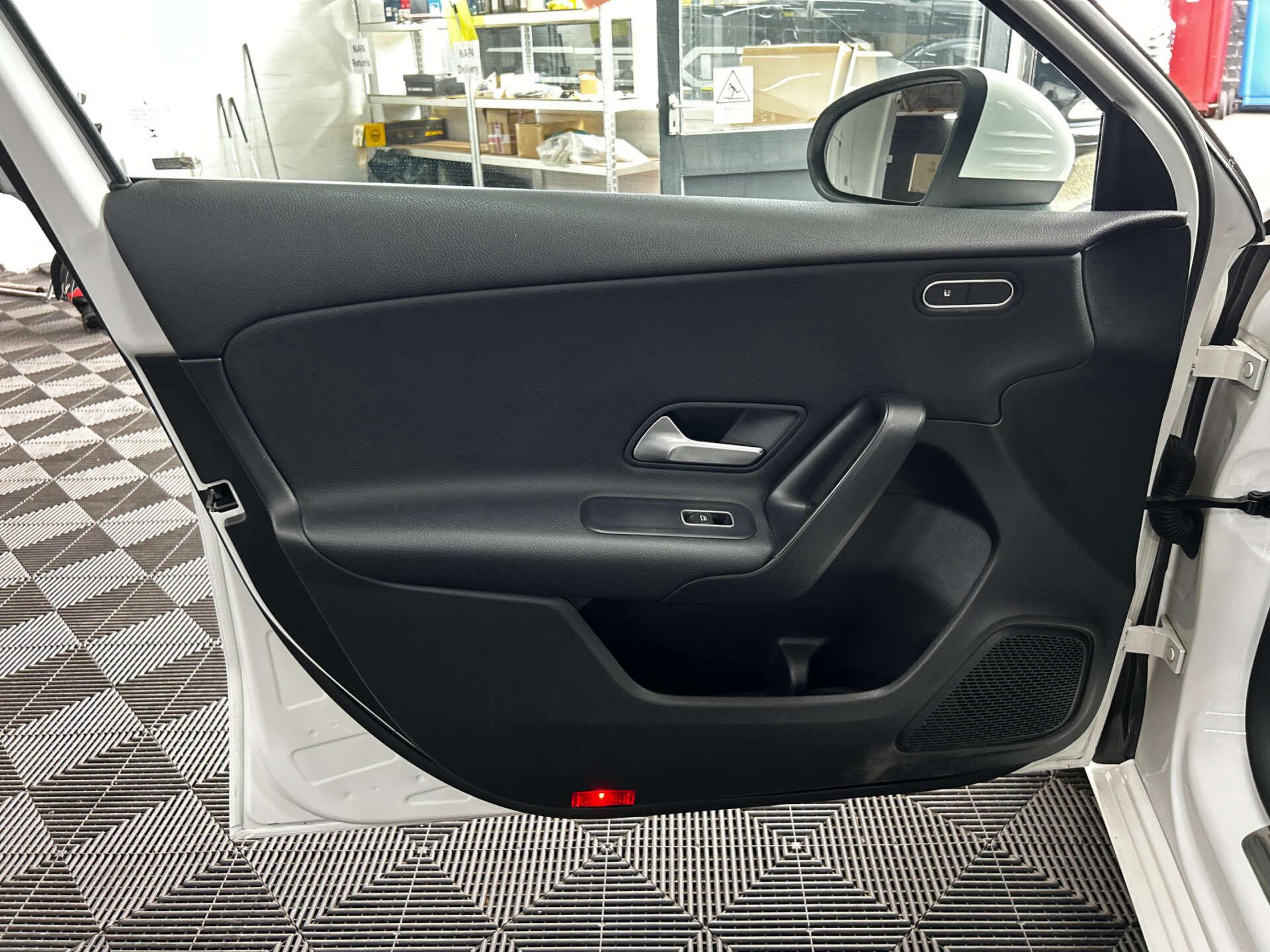 Mercedes-Benz A Class view 58