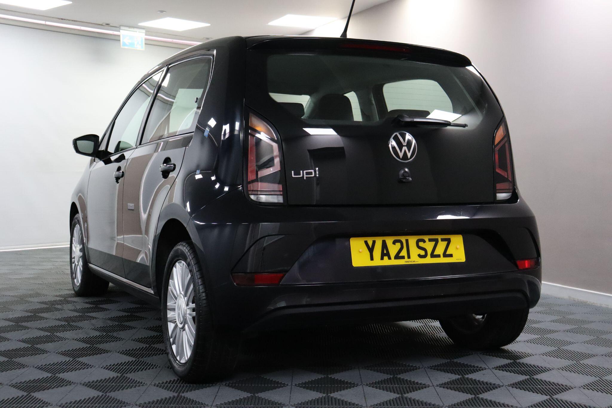 Volkswagen Up! view 29