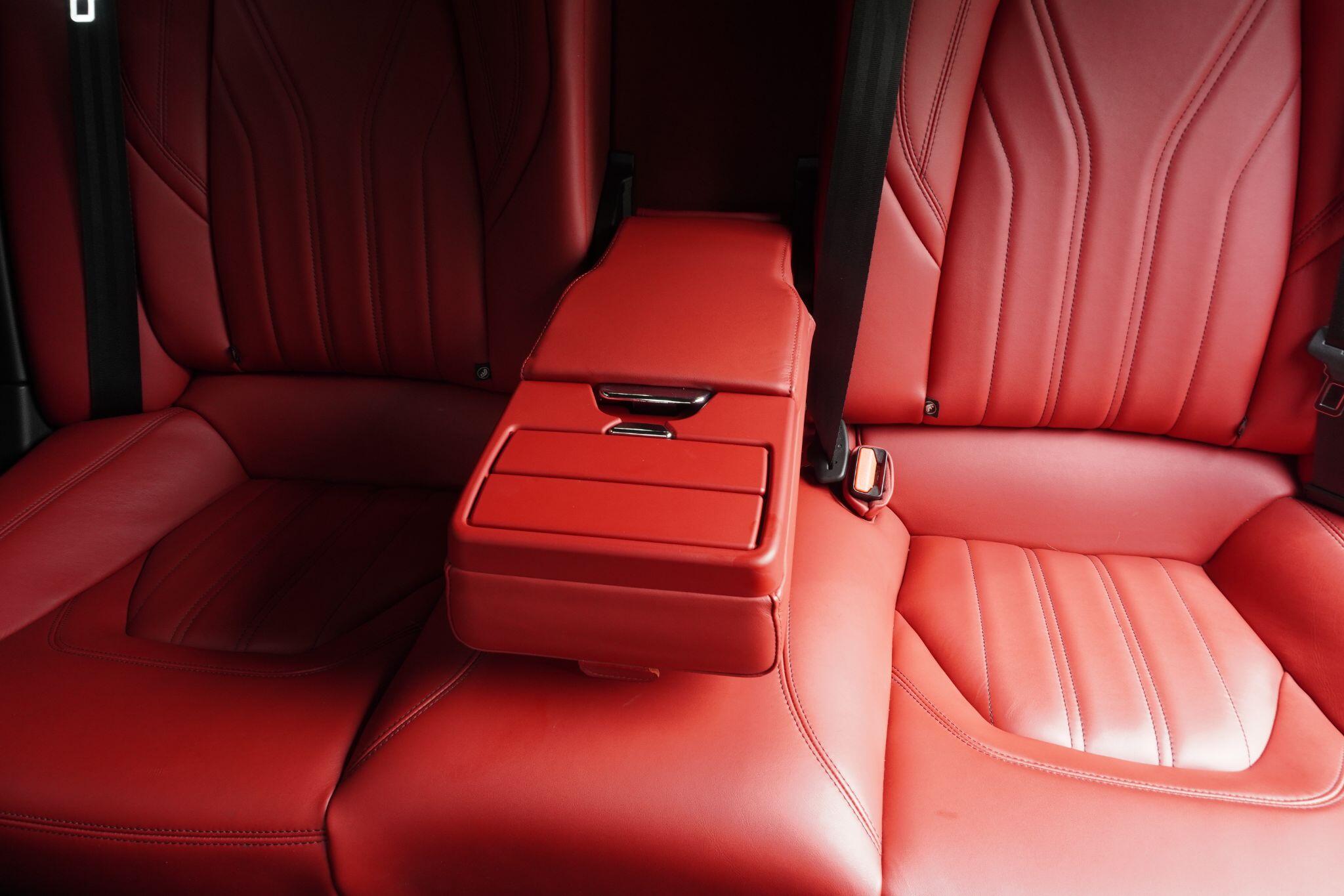 Maserati Quattroporte view 76