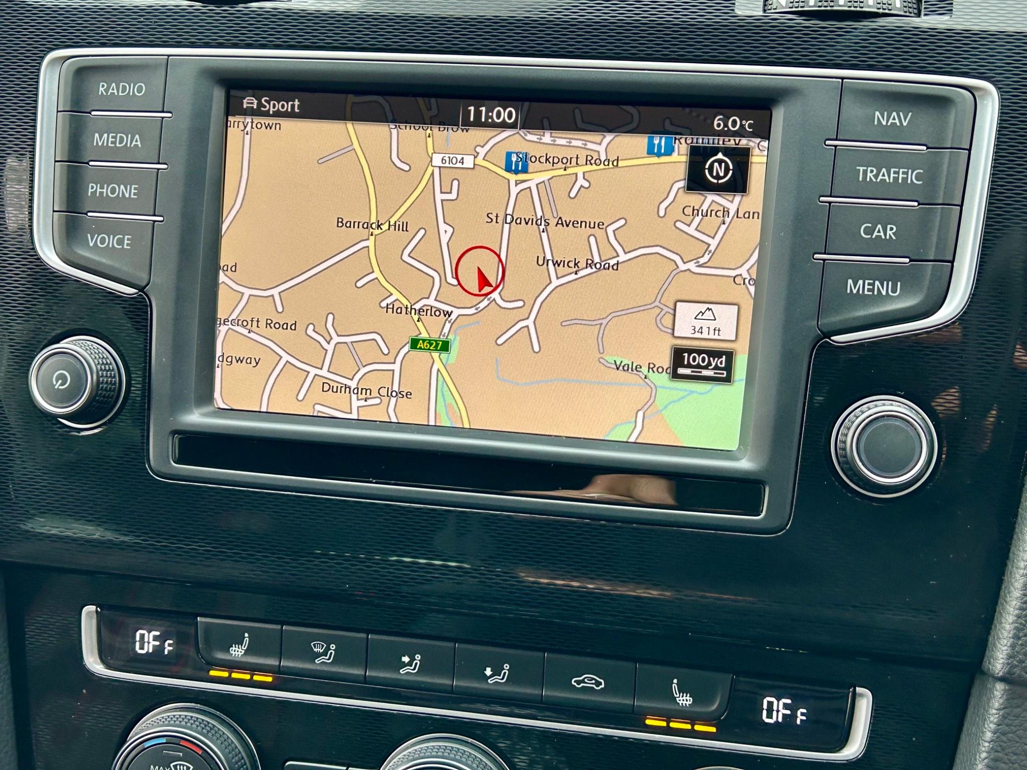 Volkswagen Golf view 30
