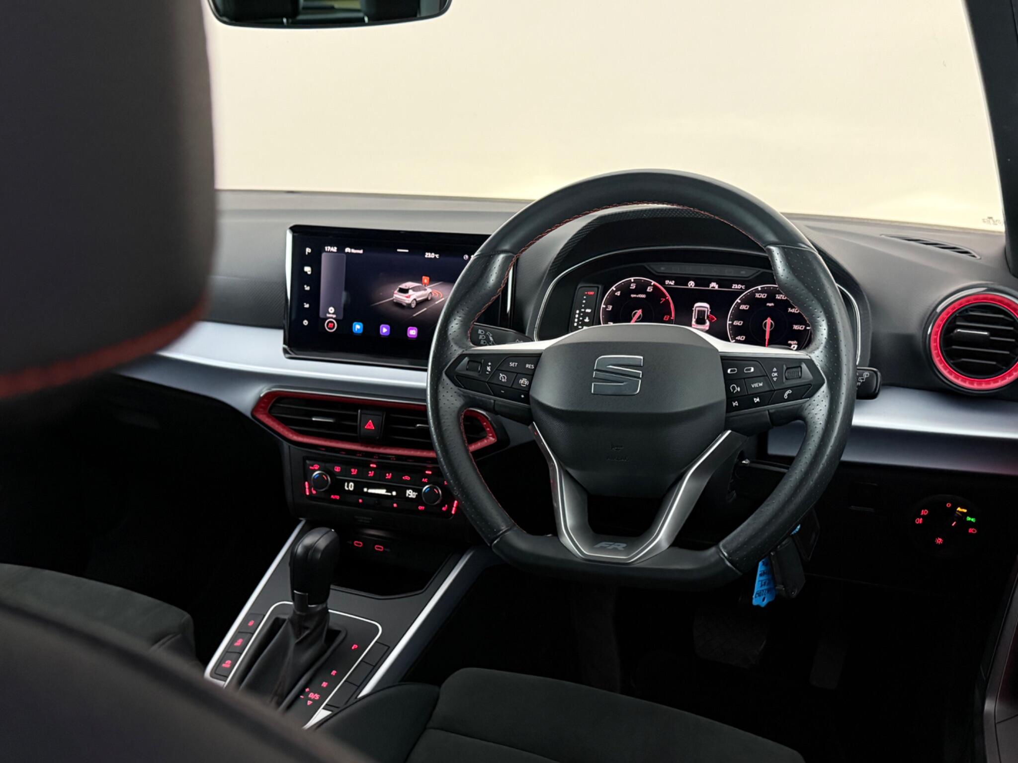 Seat Arona view 12