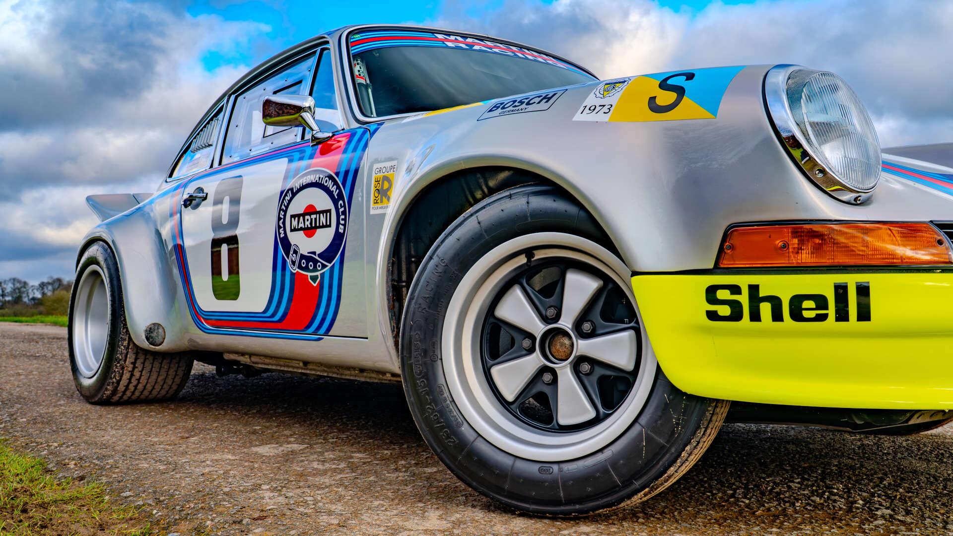 Porsche 911 view 12