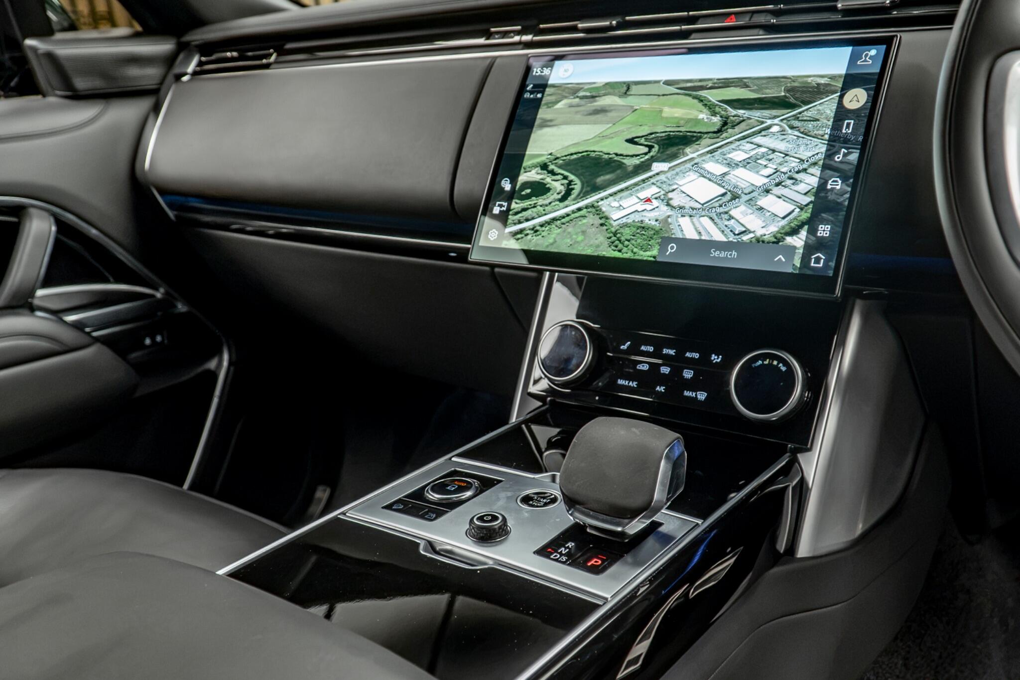 Land Rover Range Rover view 25