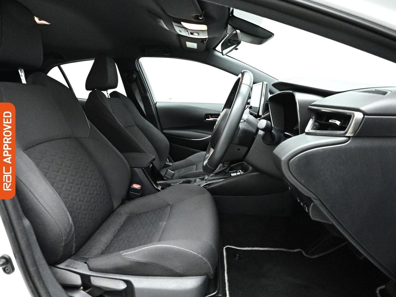 Toyota Corolla view 12