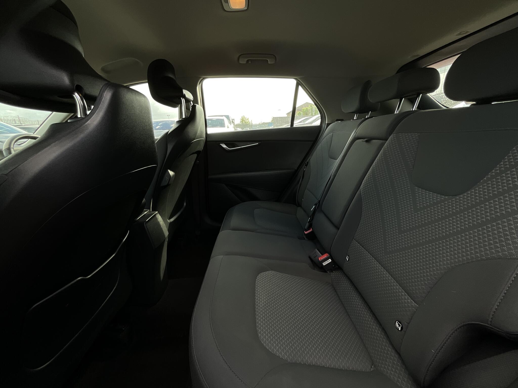Kia Niro view 10
