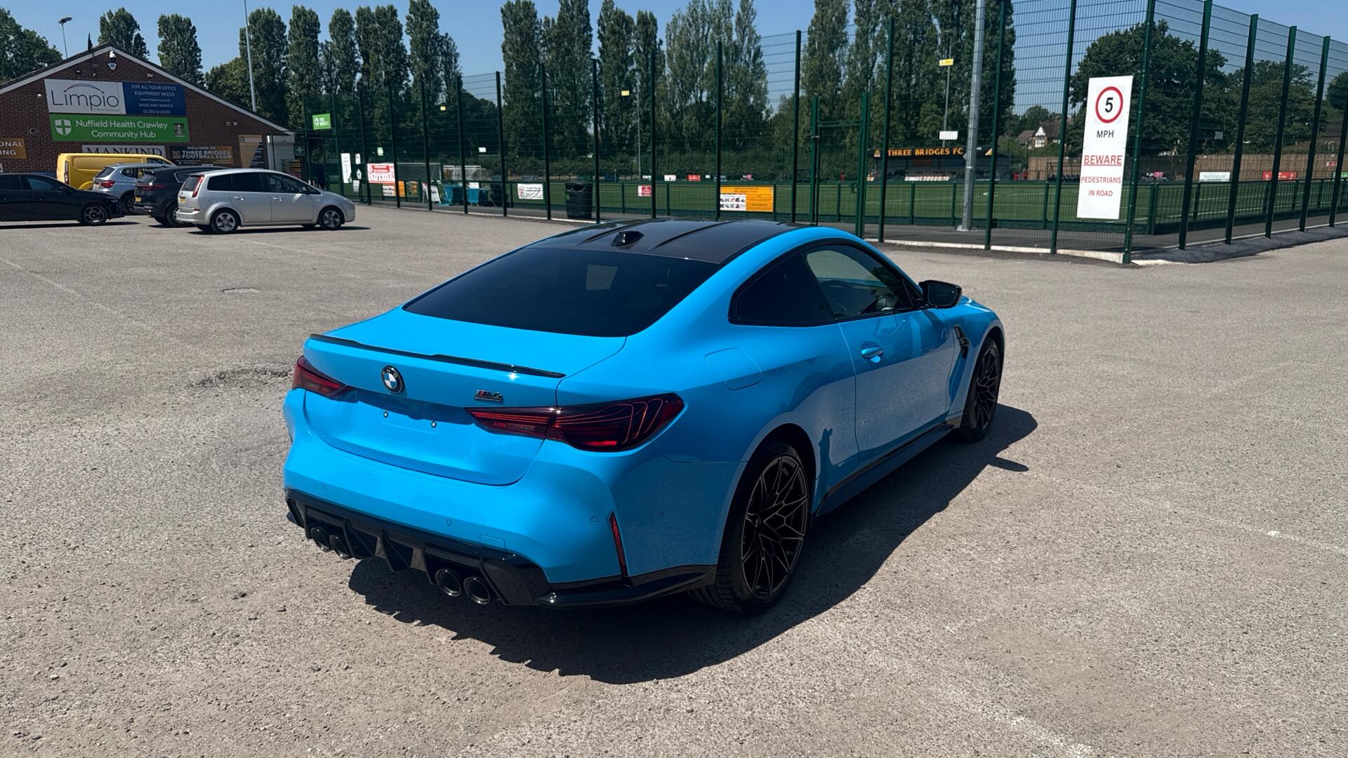 BMW M4 view 31