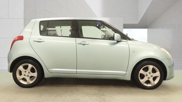 Suzuki Swift view 3