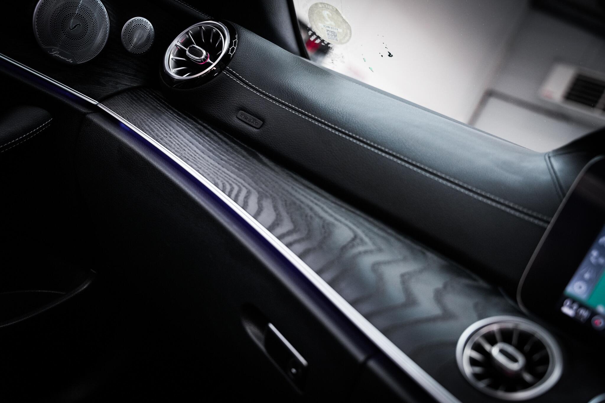 Mercedes-Benz E-Class view 45
