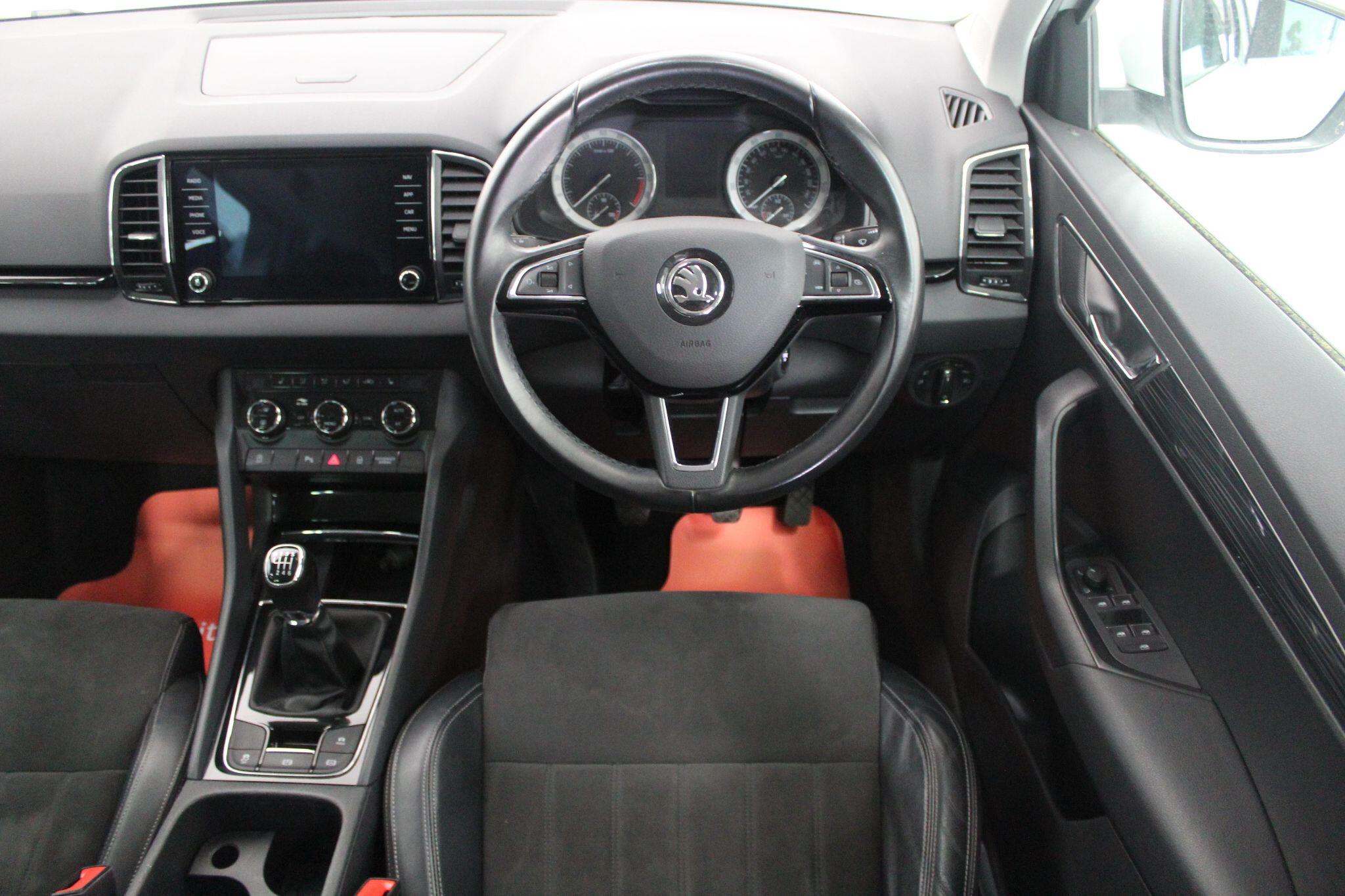 Skoda Karoq view 43