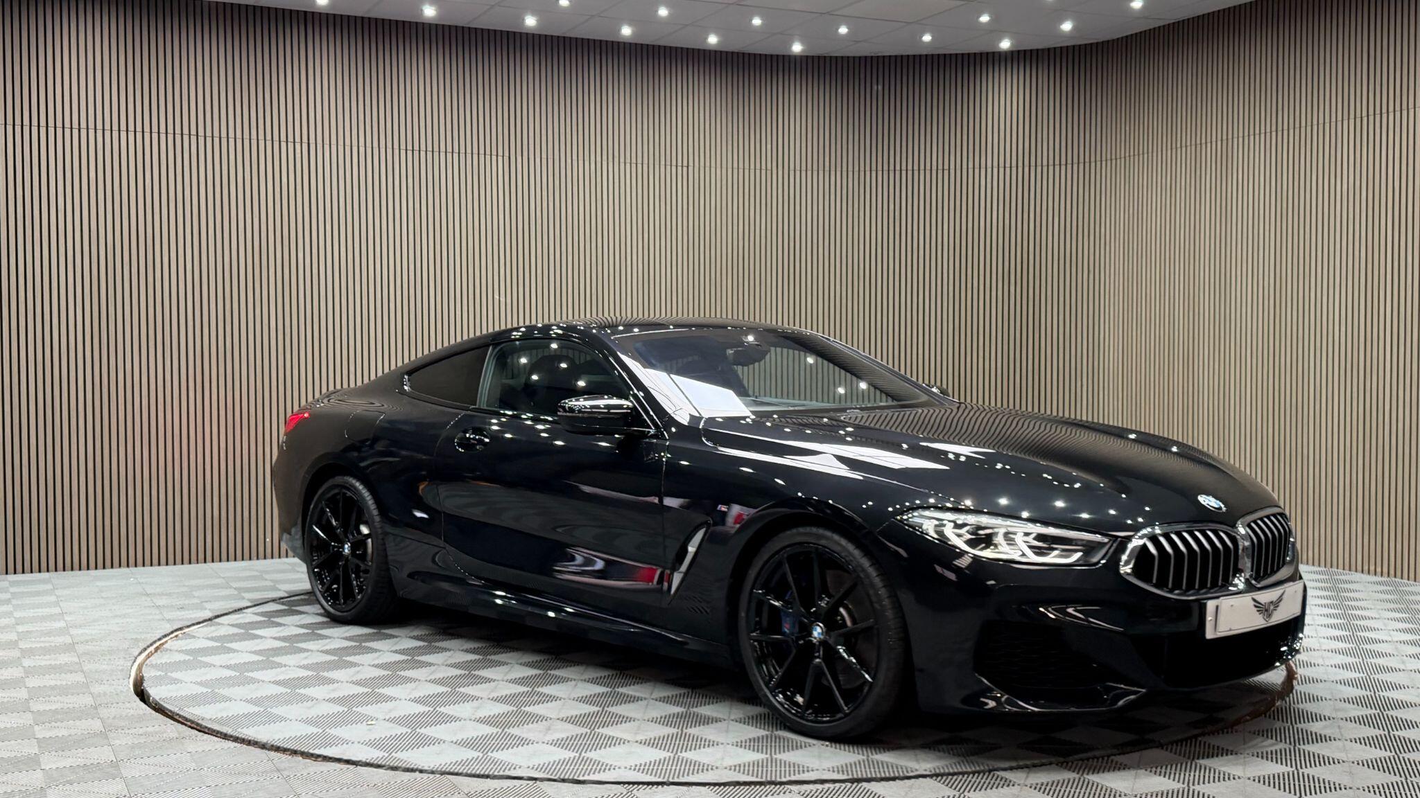 BMW 8 Series view 37