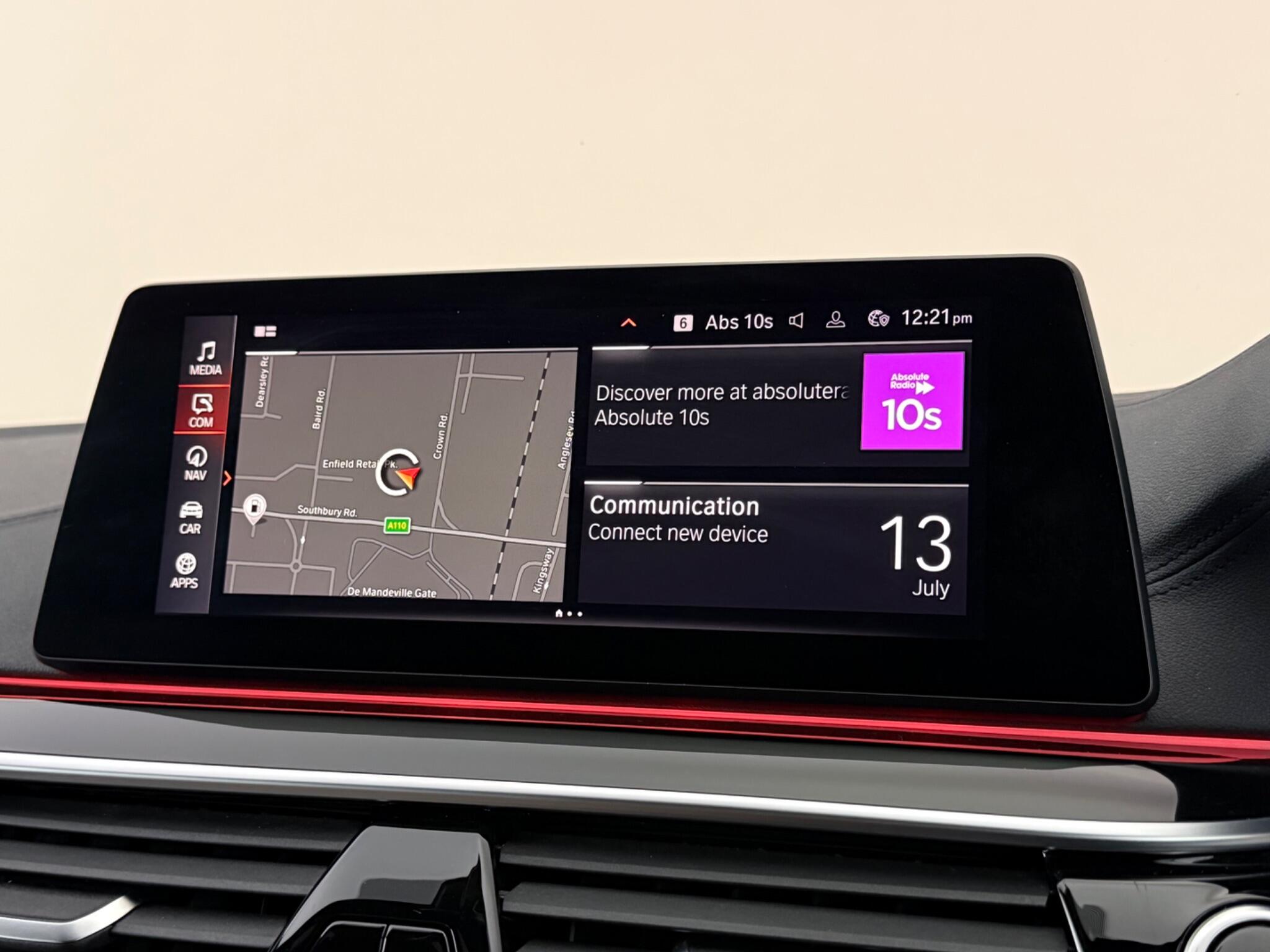 BMW 5 Series view 24