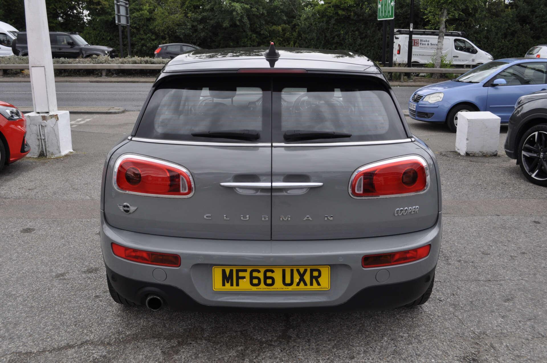 Mini Clubman view 10