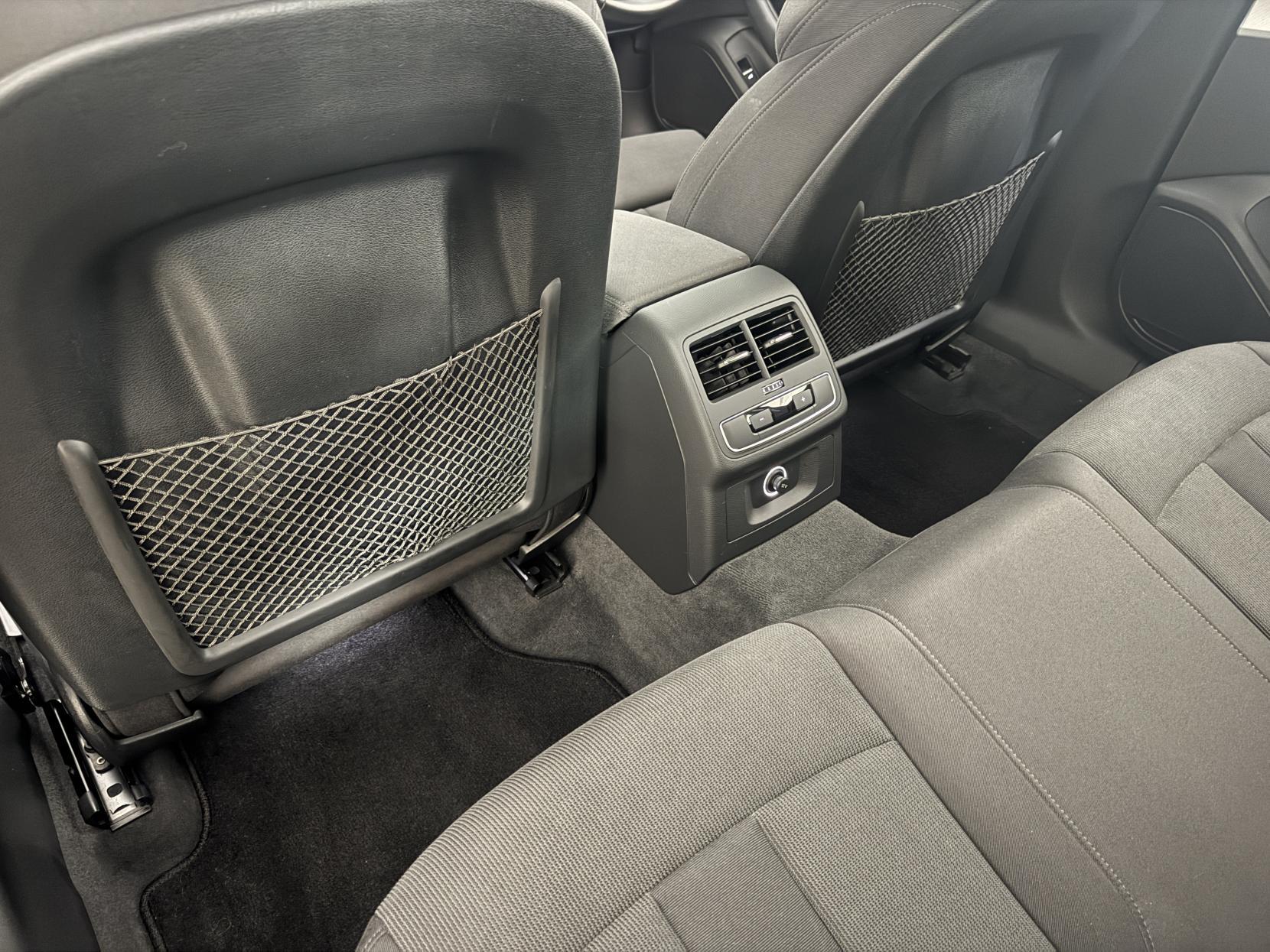 Audi A4 view 62