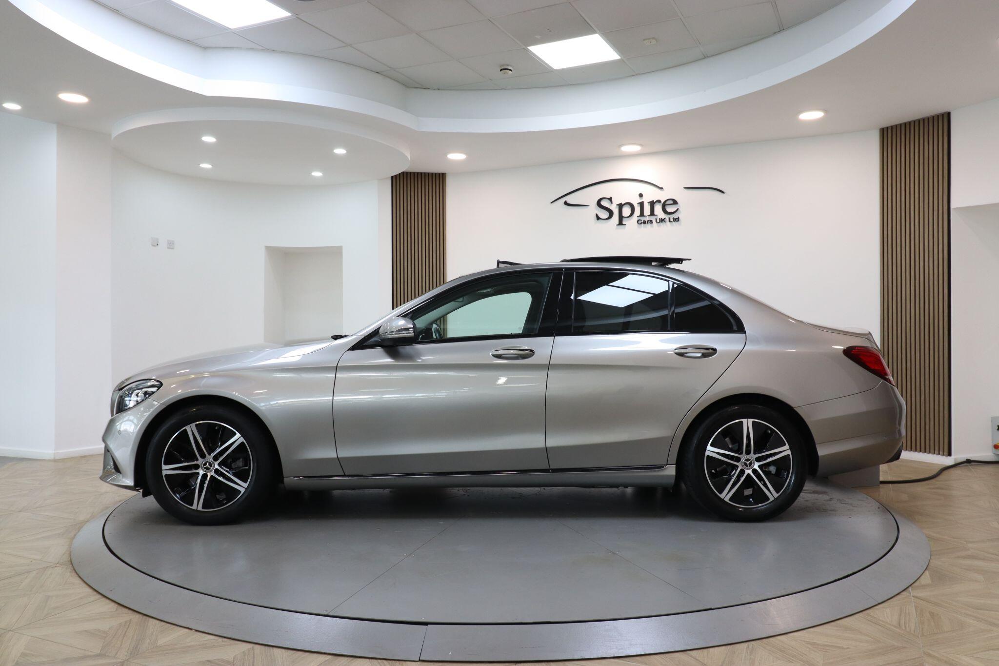Mercedes-Benz C Class view 9
