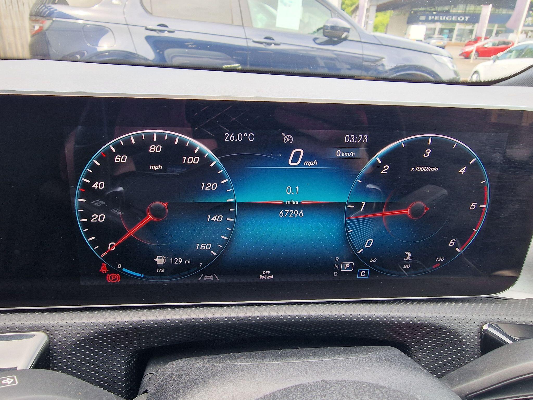 Mercedes-Benz CLA view 5