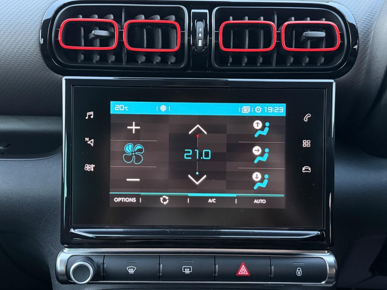 Citroen C3 Aircross view 19