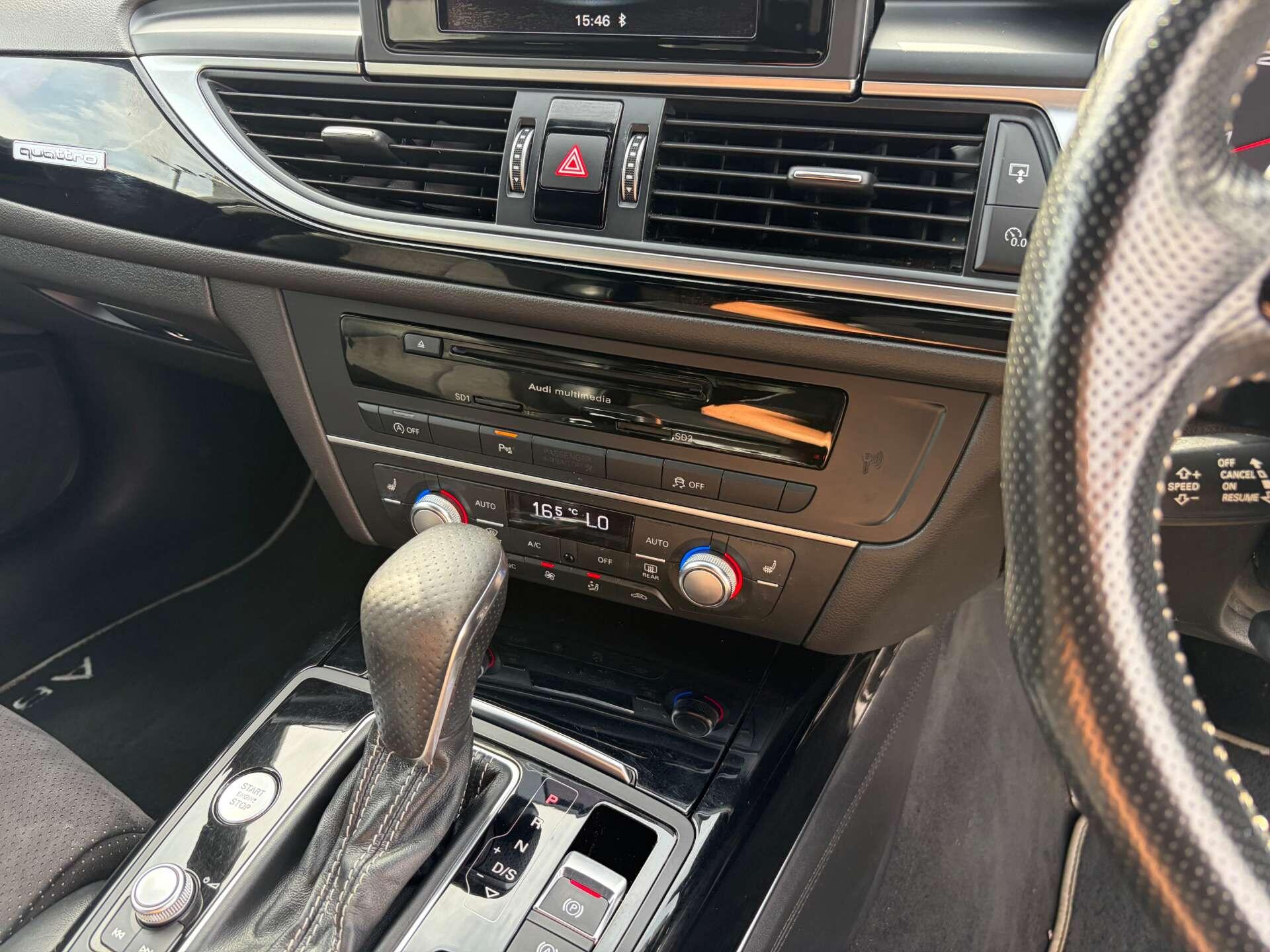 Audi A6 view 44