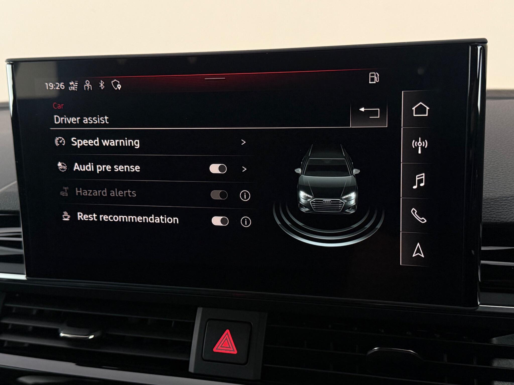 Audi A4 view 20