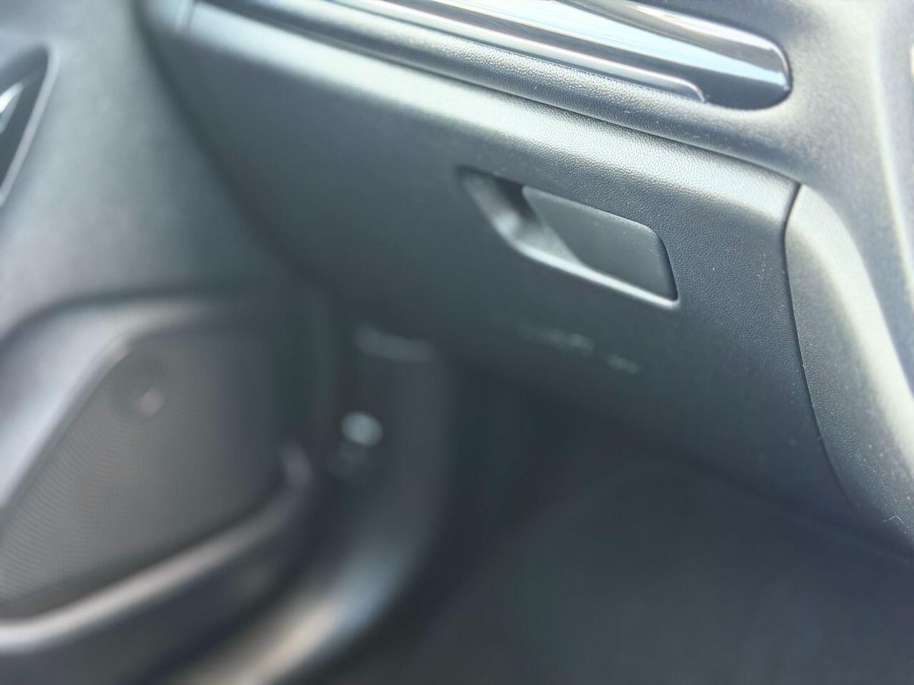 Ford Fiesta view 48