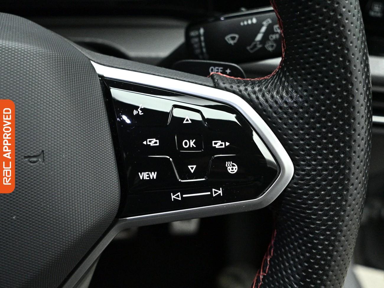 Volkswagen Golf view 22