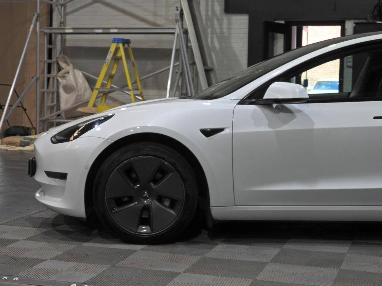 Tesla Model 3 view 10
