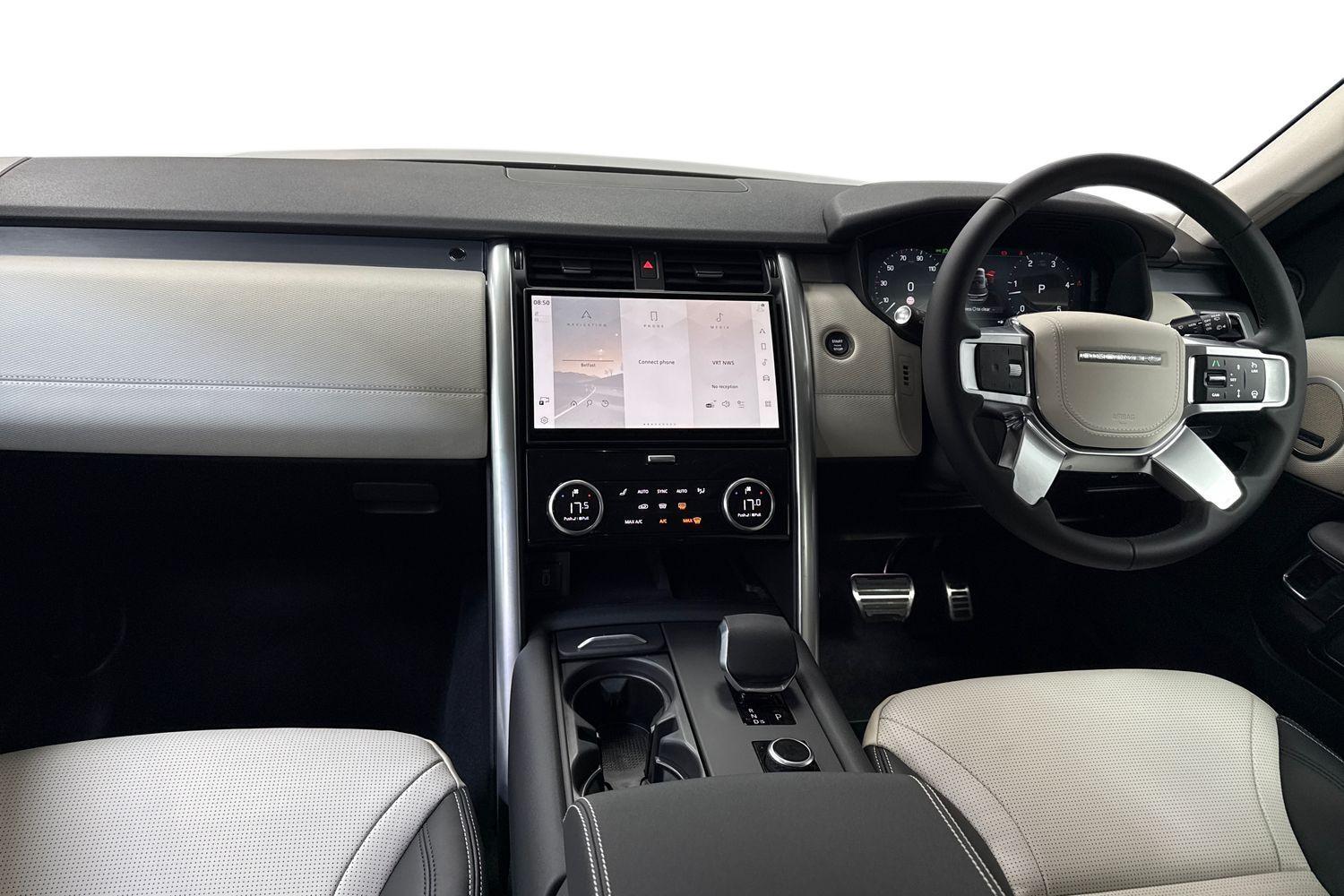 Land Rover Discovery view 8