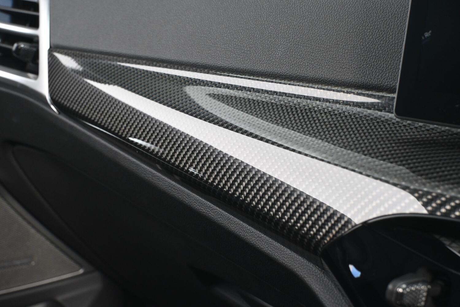 BMW 3 Series view 30