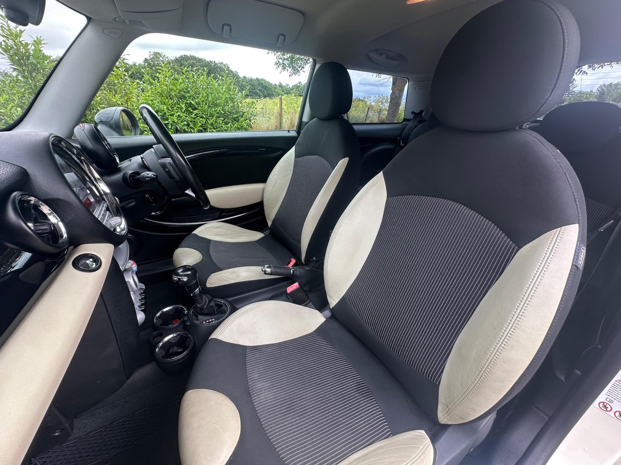 Mini Hatch view 49