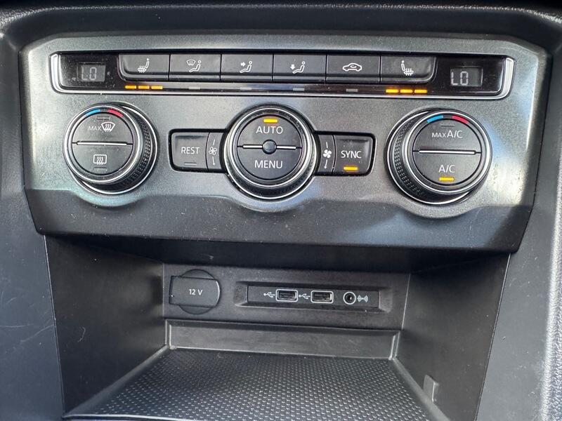 Volkswagen Tiguan view 30