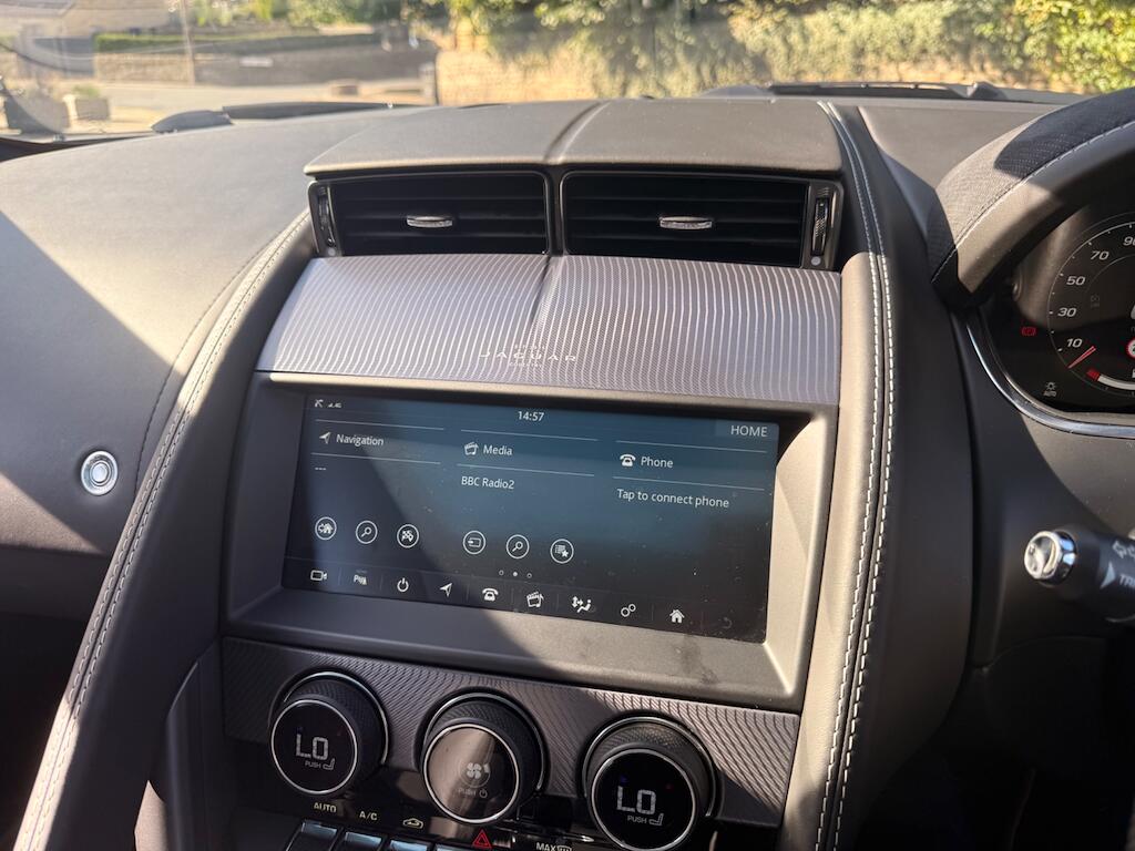 Jaguar F-Type view 38