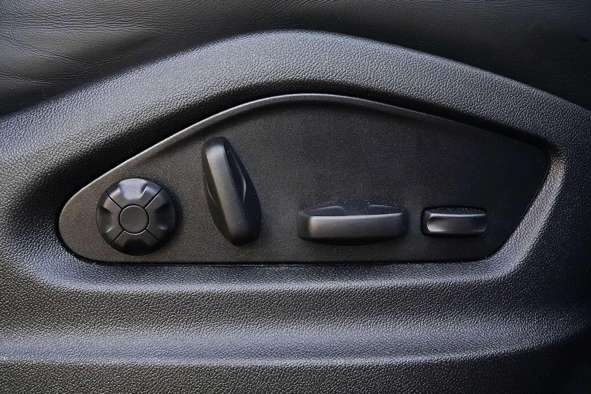 Porsche Cayenne view 20