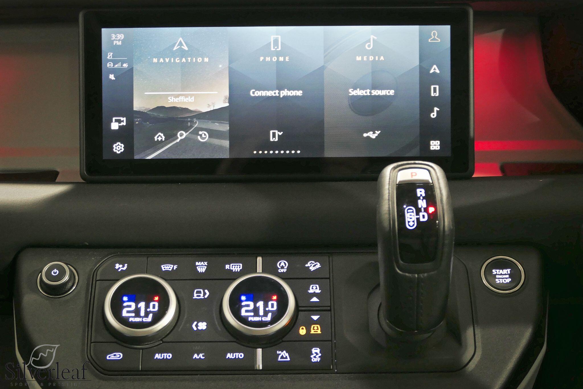 Land Rover Defender view 14