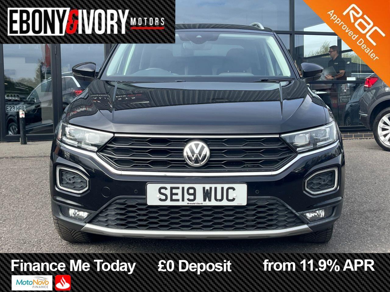 Volkswagen T-Roc view 8