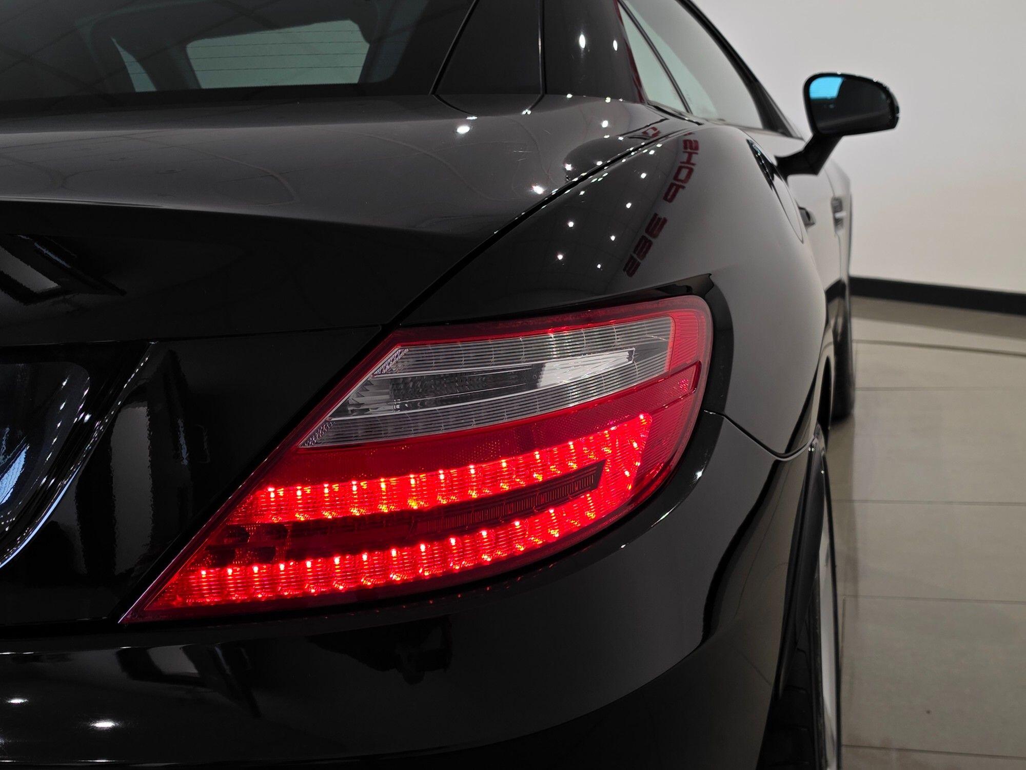 Mercedes-Benz SLK view 95