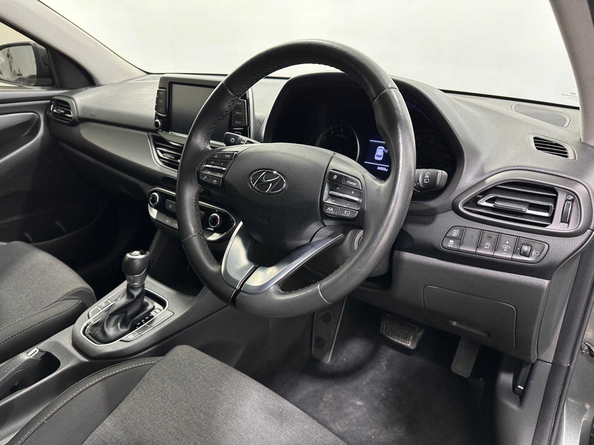 Hyundai i30 view 11