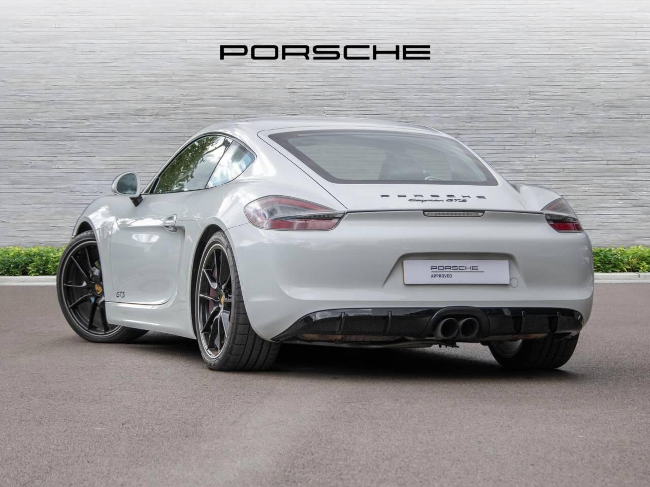Porsche Cayman view 3