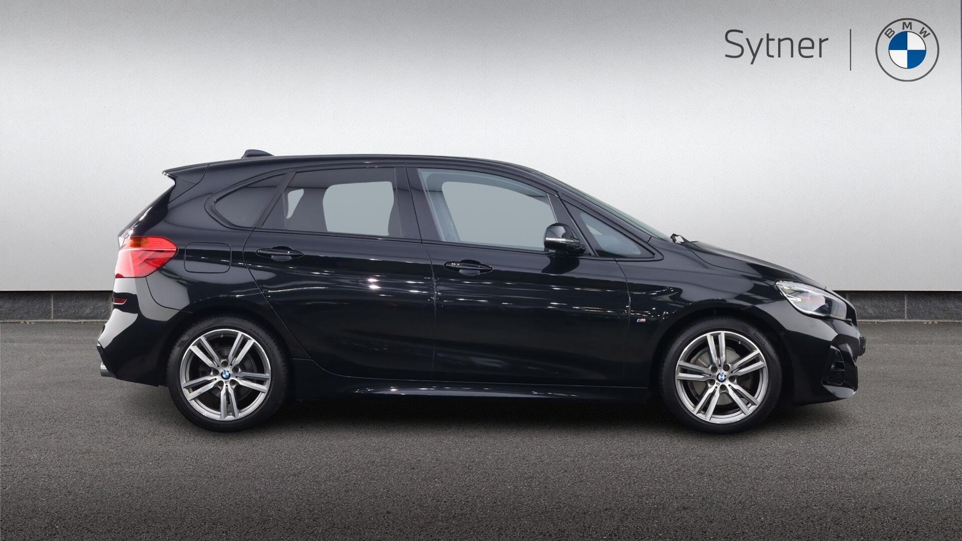 BMW 2 Series view 3