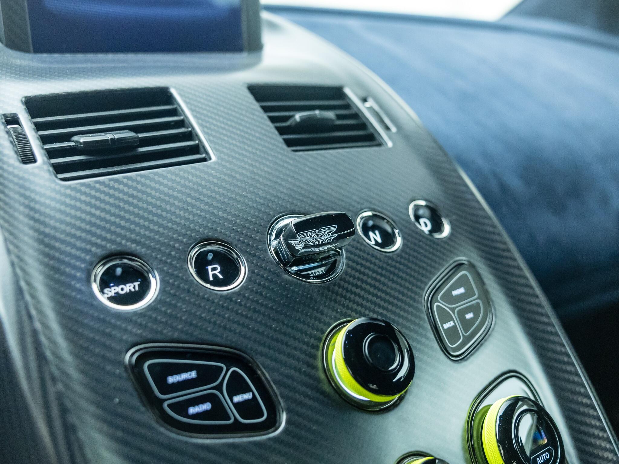 Aston Martin Vantage view 17