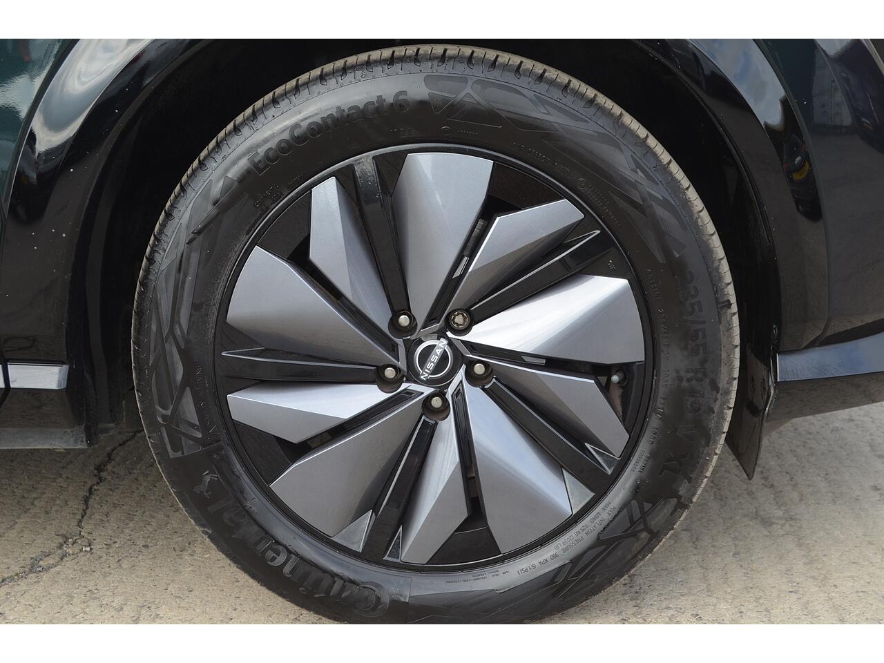 Nissan Ariya view 40