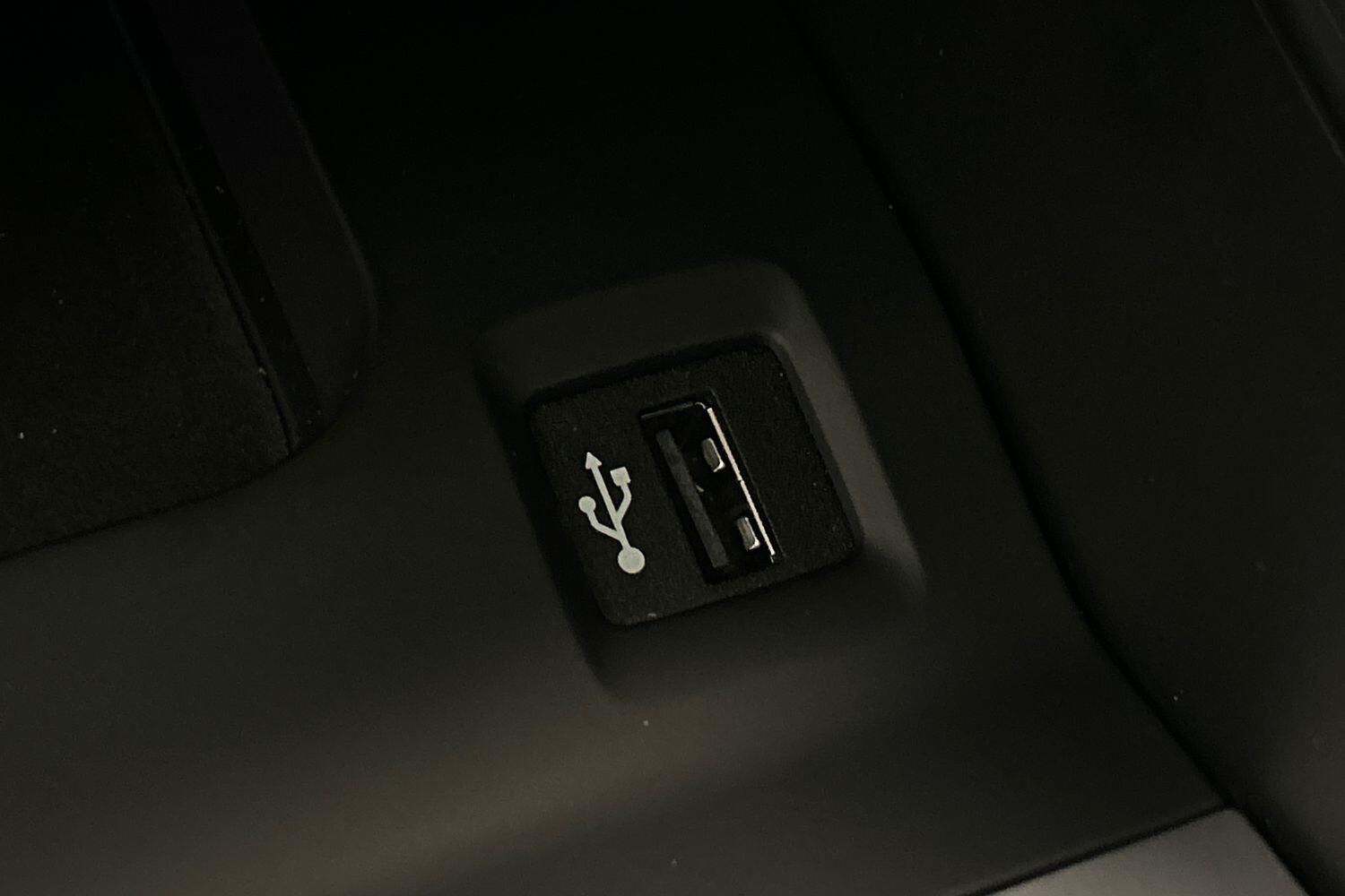 BMW X7 view 22